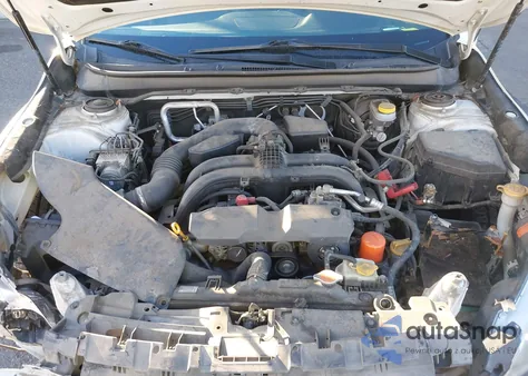 2017 Subaru Legacy 2.5I Limited z USA, uszkodzony, nr VIN 4S3BNAN69H3017581